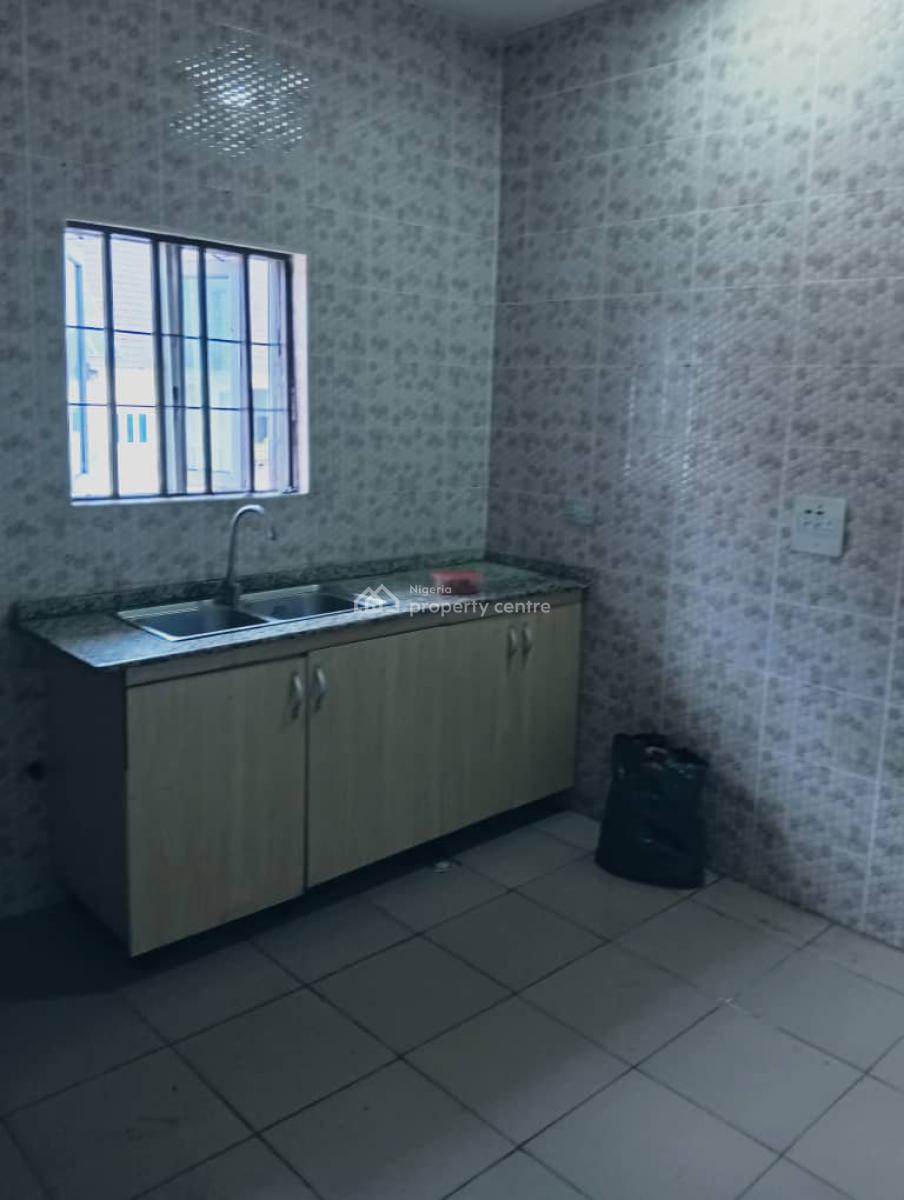 2 Bedroom Flat, By Npi Estate, Gaduwa, Abuja, Flat / Apartment for Rent