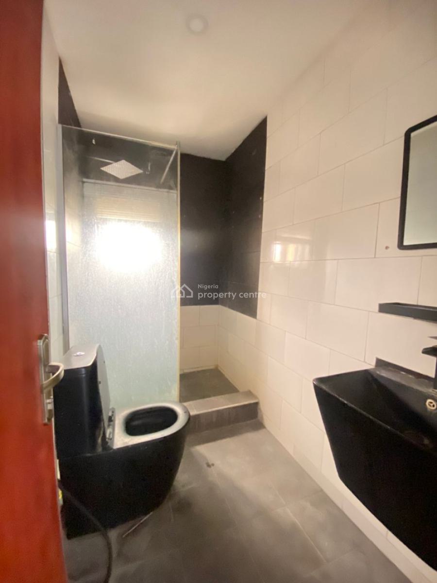 Service 2 Bedroom Flat with Bq and Pool, Off Ajose Adeogun, Victoria Island (vi), Lagos, Flat / Apartment for Rent