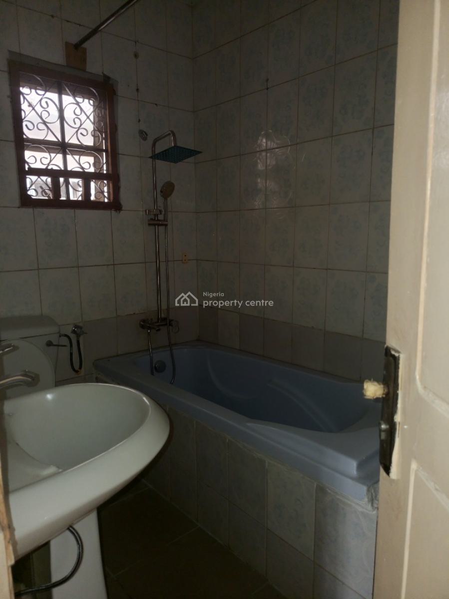 Newly Renovated 2 Bedroom, Gaduwa Estate, Gaduwa, Abuja, Flat / Apartment for Rent
