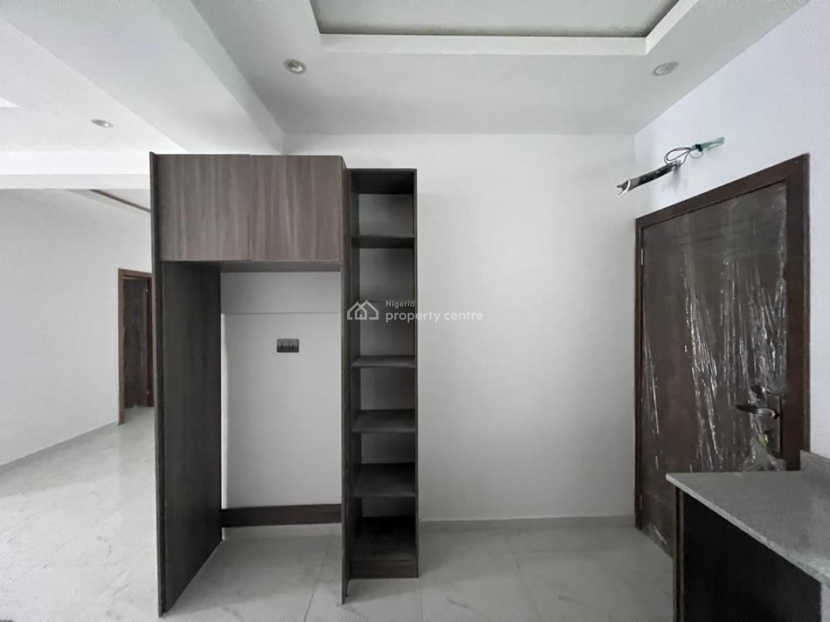 Serviced 3 Bedrooms Apartment, Illasan, Ikate, Lekki, Lagos, Flat / Apartment for Sale