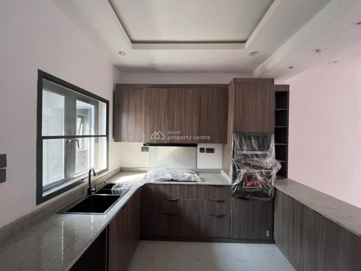 Serviced 3 Bedrooms Apartment, Illasan, Ikate, Lekki, Lagos, Flat / Apartment for Sale