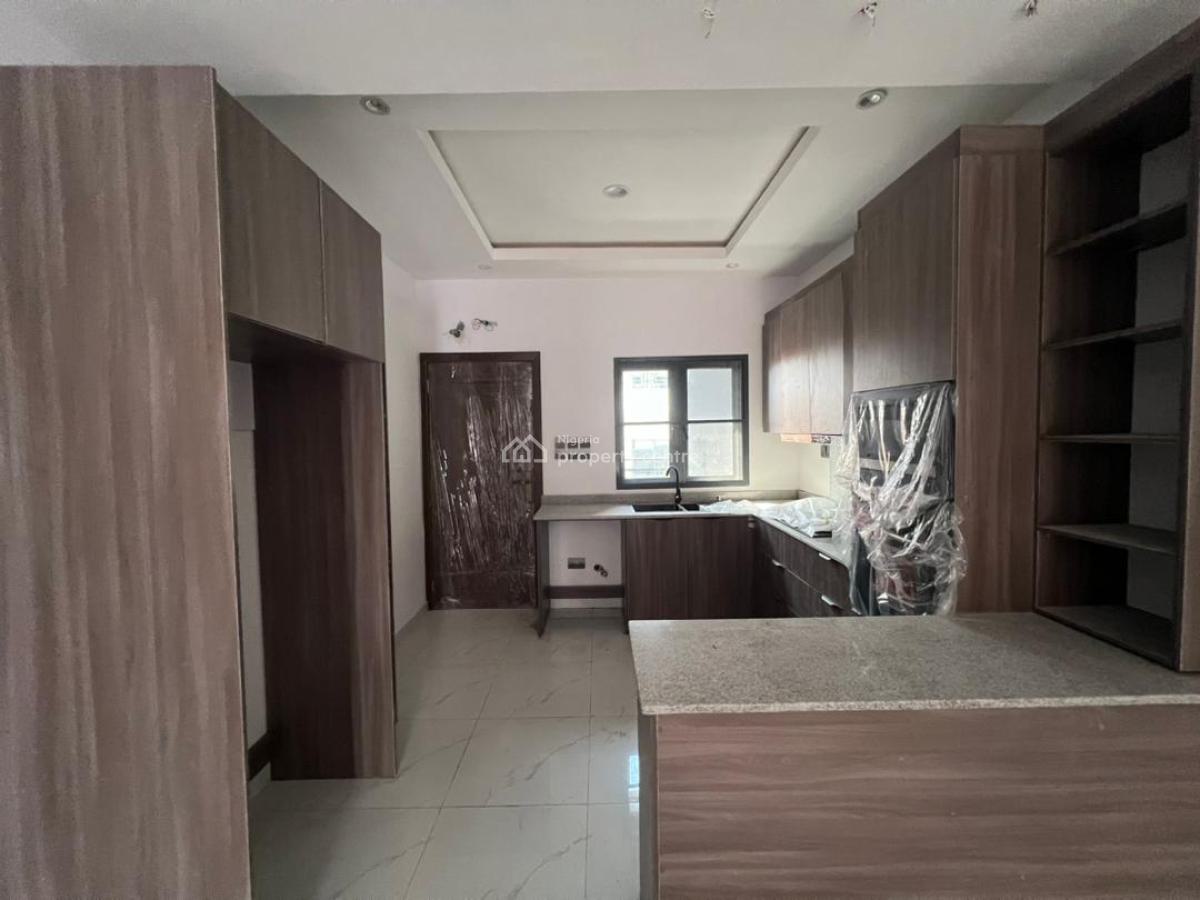 Serviced 3 Bedrooms Apartment, Illasan, Ikate, Lekki, Lagos, Flat / Apartment for Sale