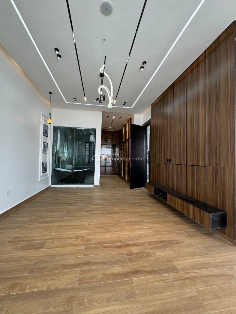 5 Bedroom Fully, Ikota, Lekki, Lagos, Detached Duplex for Sale