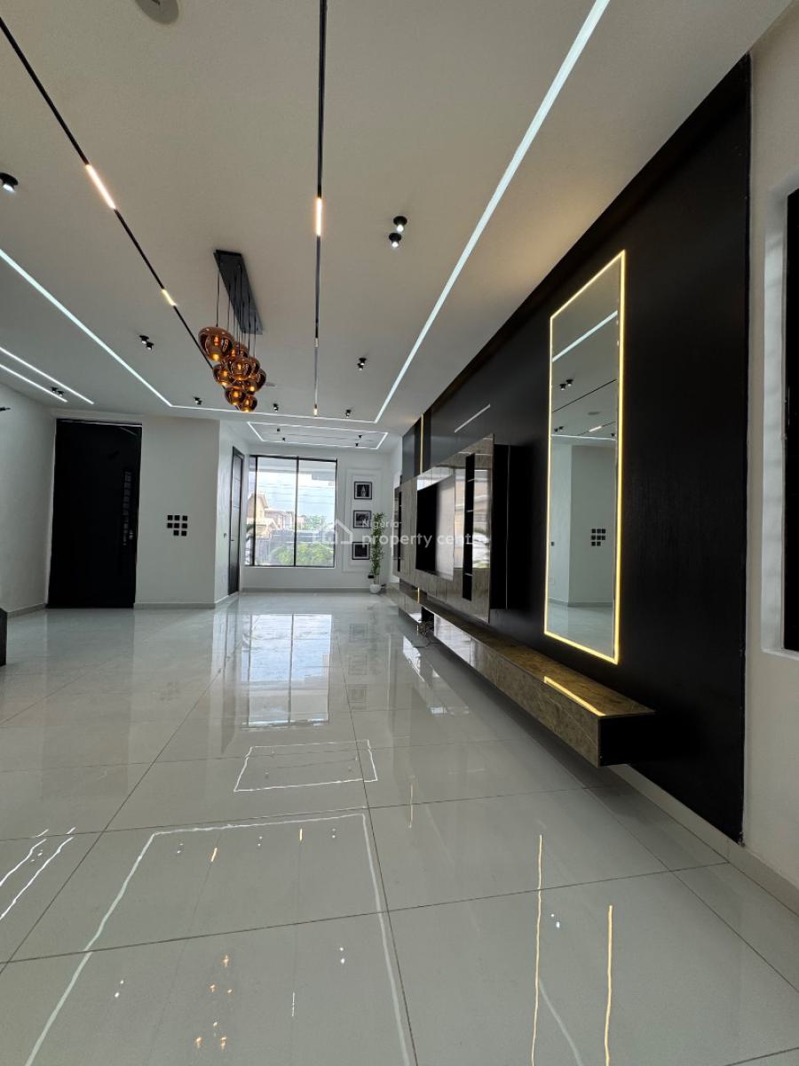 5 Bedroom Fully, Ikota, Lekki, Lagos, Detached Duplex for Sale