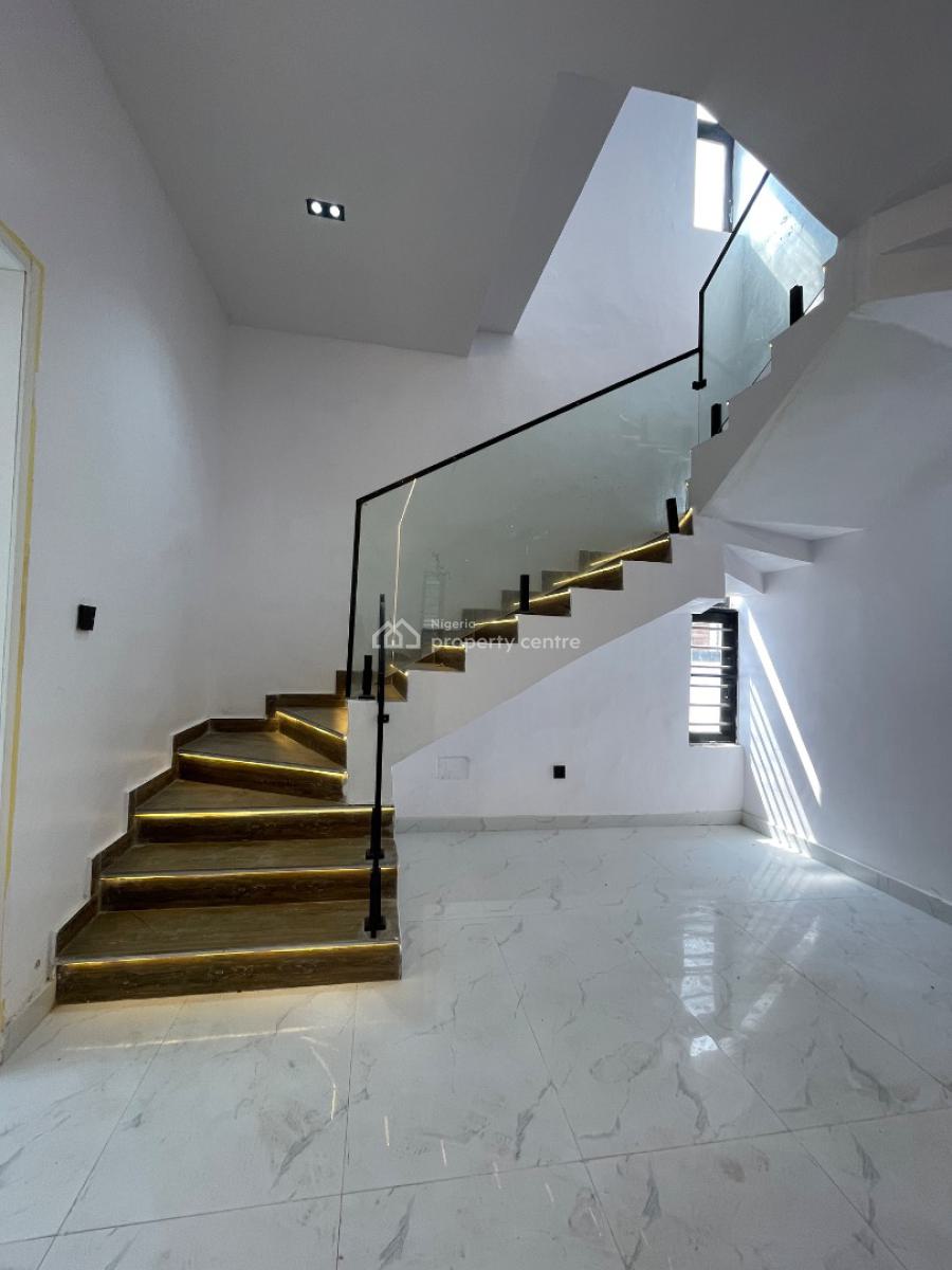 5 Bedroom Fully, Ikota, Lekki, Lagos, Detached Duplex for Sale