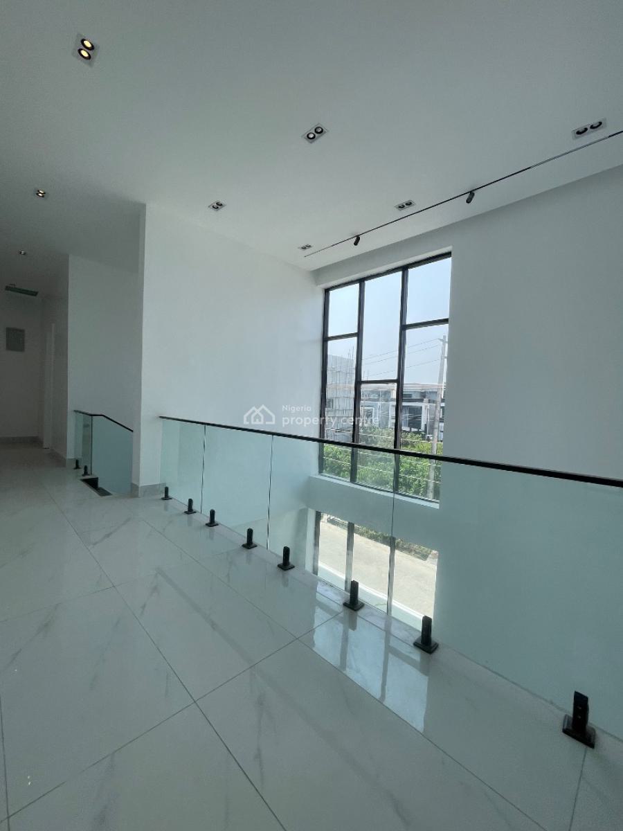 5 Bedroom Fully, Ikota, Lekki, Lagos, Detached Duplex for Sale