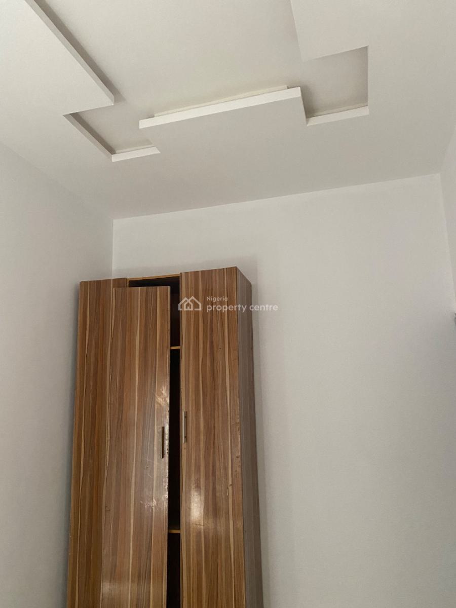 Two Bedroom Apartment Upstairs, in a Gated Estate in Lbs Lekki, Ajah, Lagos, Flat / Apartment for Rent