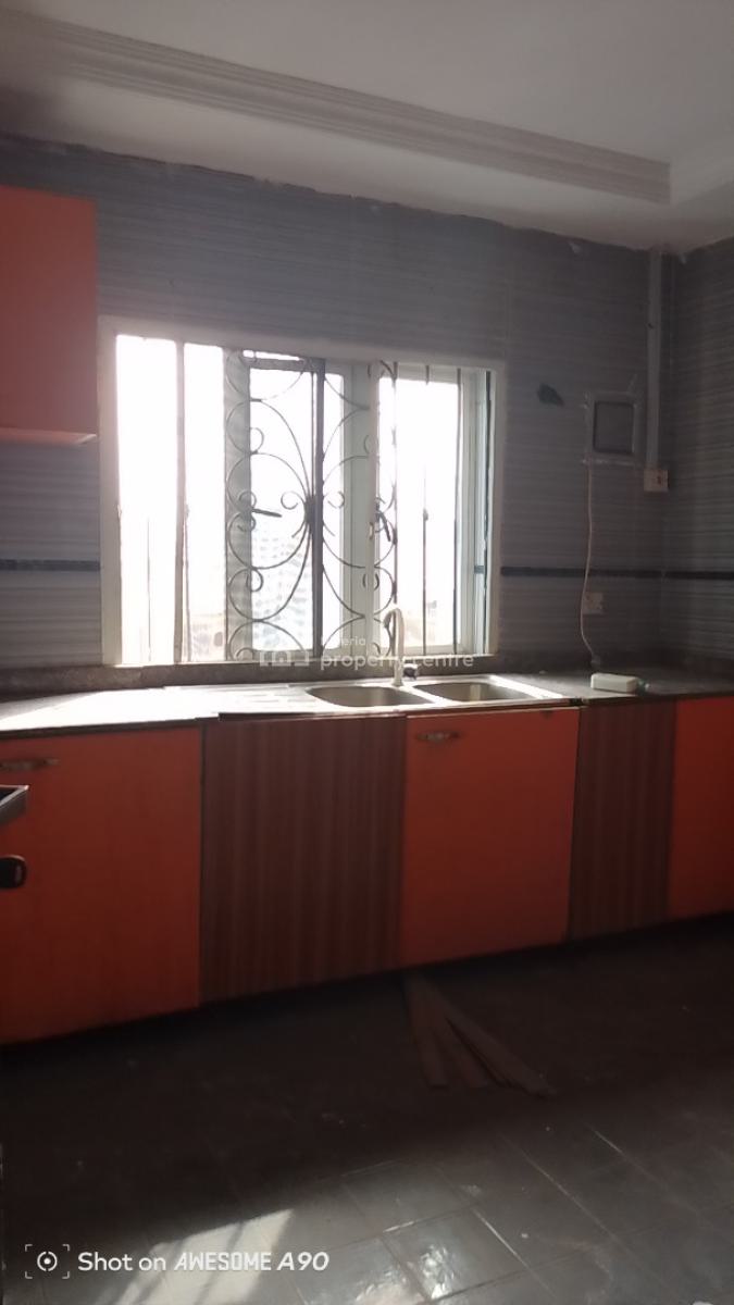 Well Maintained 2 Bedroom Apartment, Terra Annex Estate Sangotedo, Sangotedo, Ajah, Lagos, Flat / Apartment for Rent