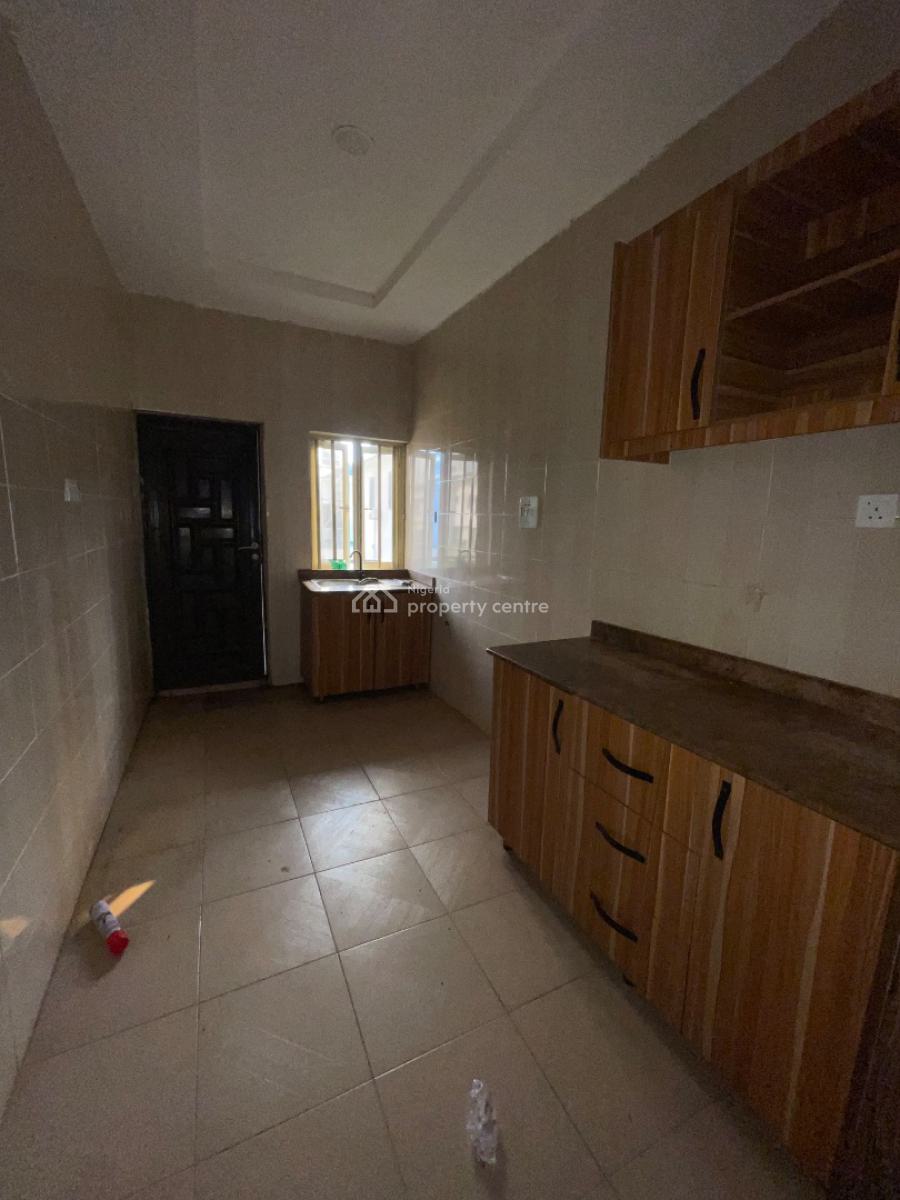 a Spacious 2 Bedroom Apartment, Lekki Scheme 2 Off Mobil Road By Fire Service Station, Lekki, Lagos, Flat / Apartment for Rent
