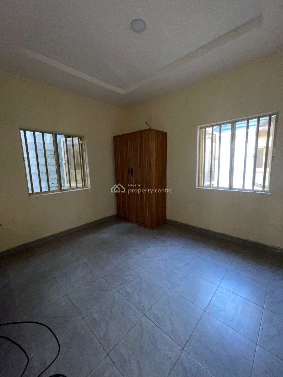 a Spacious 2 Bedroom Apartment, Lekki Scheme 2 Off Mobil Road By Fire Service Station, Lekki, Lagos, Flat / Apartment for Rent