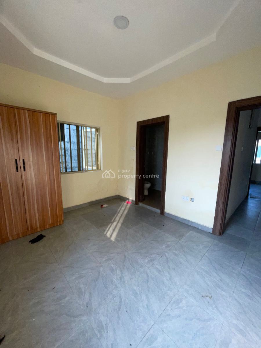 a Spacious 2 Bedroom Apartment, Lekki Scheme 2 Off Mobil Road By Fire Service Station, Lekki, Lagos, Flat / Apartment for Rent