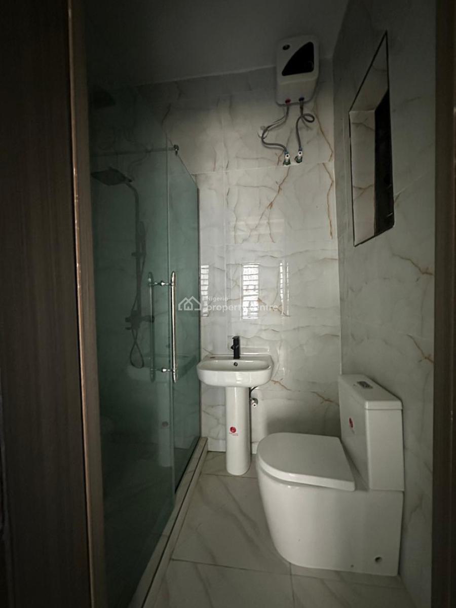 Newly Built 2bedroom Apartment (2units Available)in Lekki Phase 1, Lekki Phase 1,lekki ,lagos ,nigeria, Lekki Phase 1, Lekki, Lagos, Flat / Apartment for Rent