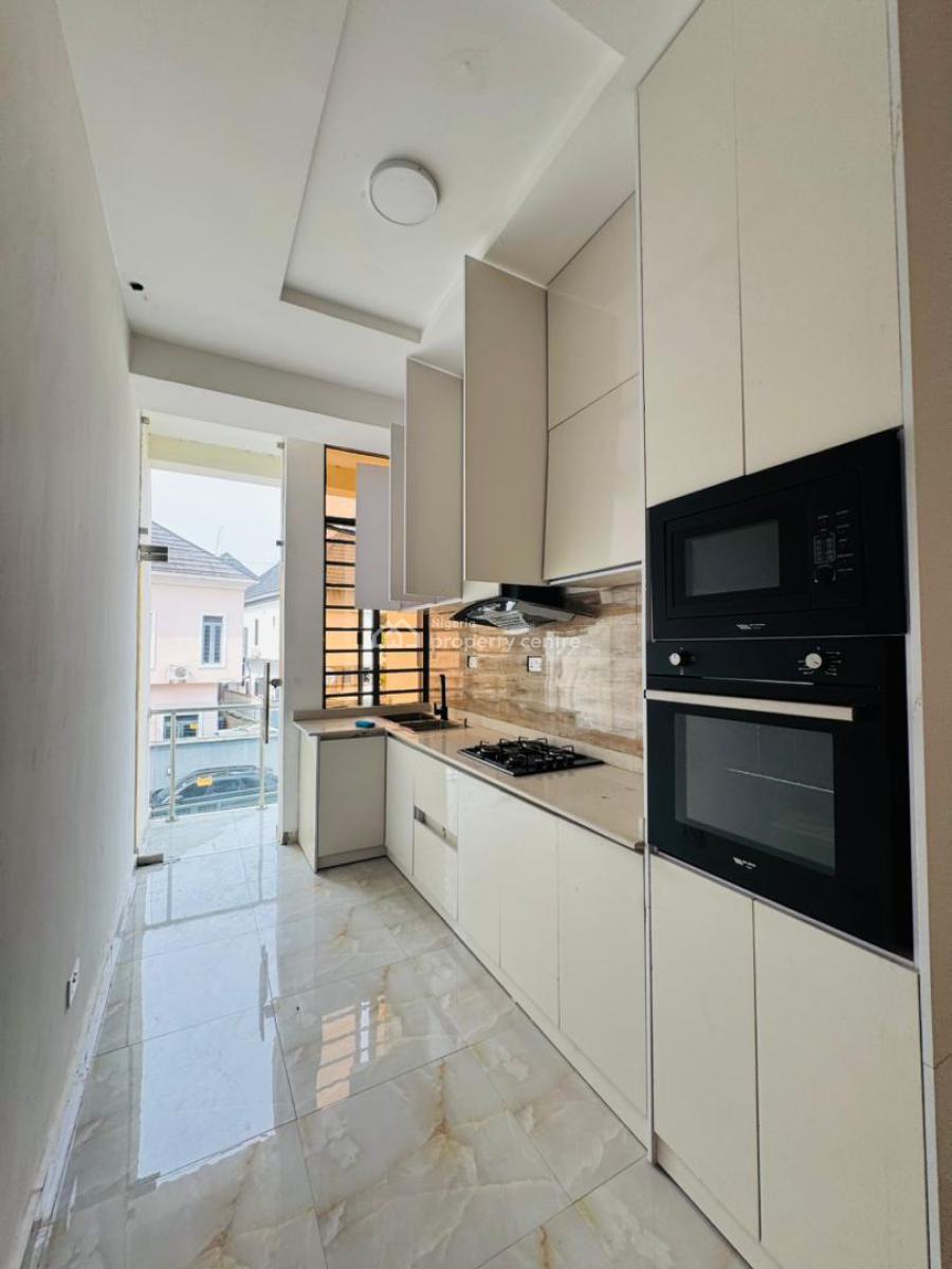 2 Bedroom Apartment, Lekki, Lagos, Flat / Apartment for Sale