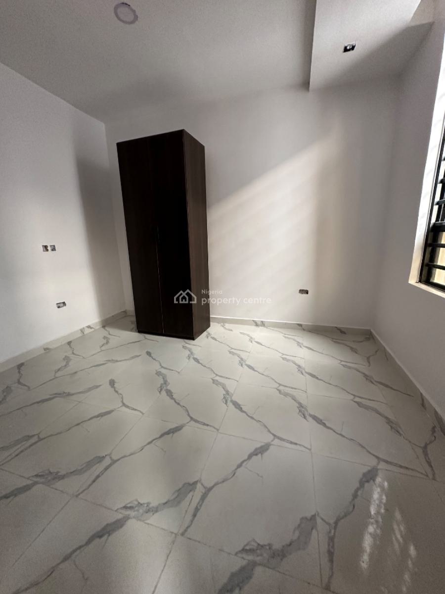 Three Bedroom Apartments with Bq, Lekki Phase 1, Lekki Phase 1, Lekki, Lagos, Flat / Apartment for Rent