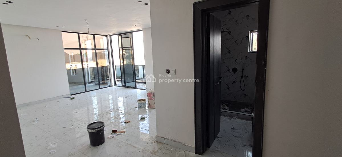 Luxury 4-bedroom Penthouse Giveaway Offer, Lekki Phase 2 Estate, Off Abraham Adesanya Estate Road, Lekki Phase 2, Lekki, Lagos, Flat / Apartment for Sale