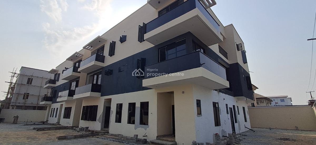 Luxury 4-bedroom Penthouse Giveaway Offer, Lekki Phase 2 Estate, Off Abraham Adesanya Estate Road, Lekki Phase 2, Lekki, Lagos, Flat / Apartment for Sale