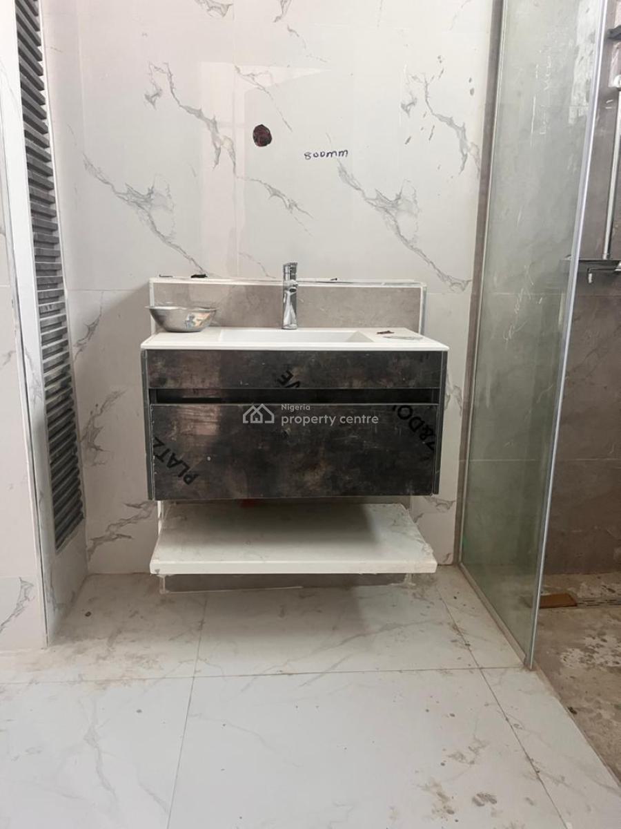 Newly Built 4 Bedroom Maisonette with a Room Bq on The 5th Floor, Banana Island Road Ikoyi, Banana Island, Ikoyi, Lagos, Flat / Apartment for Sale