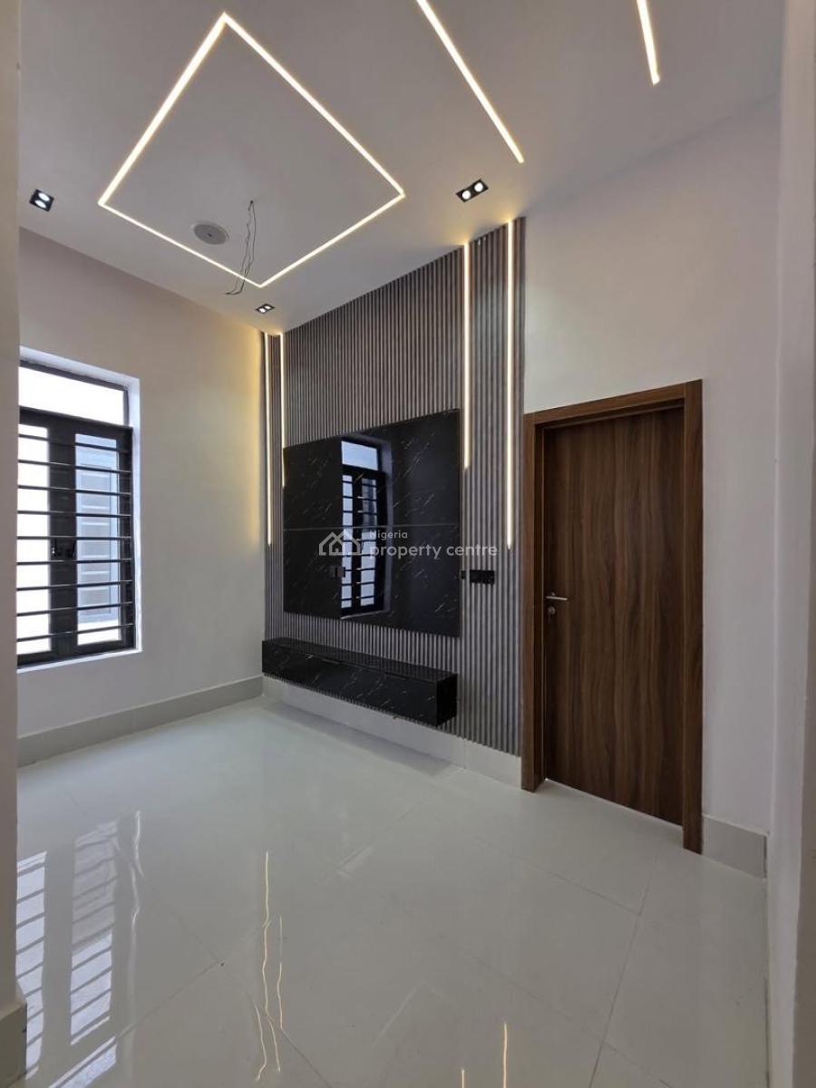 4 Bedrooms Semi Detached Duplex with Bq, 4 Bedrooms Semi Detached Duplex with Bq, Ajah, Lagos, Semi-detached Duplex for Sale