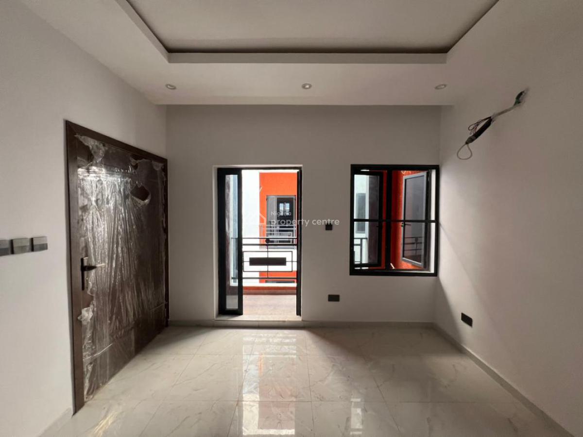 3 Bedroom Apartment, Illasan, Ikate, Lekki, Lagos, Flat / Apartment for Sale