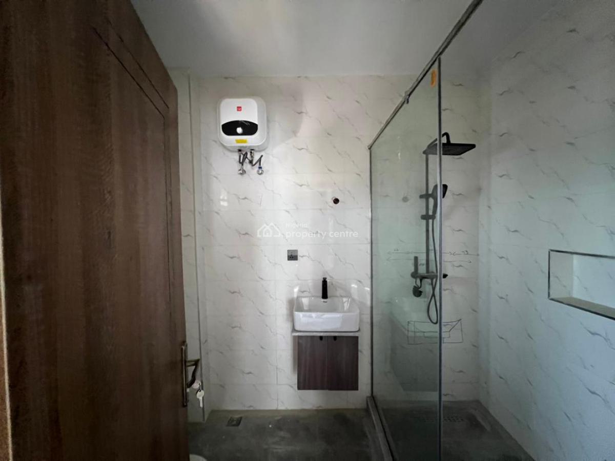 3 Bedroom Apartment, Illasan, Ikate, Lekki, Lagos, Flat / Apartment for Sale