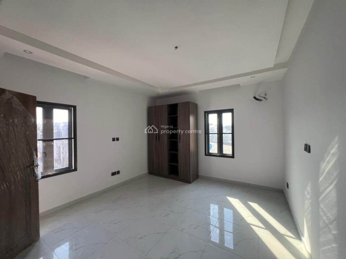 3 Bedroom Apartment, Illasan, Ikate, Lekki, Lagos, Flat / Apartment for Sale
