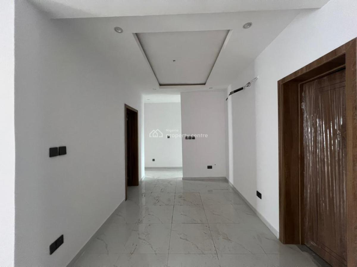 3 Bedroom Apartment, Illasan, Ikate, Lekki, Lagos, Flat / Apartment for Sale