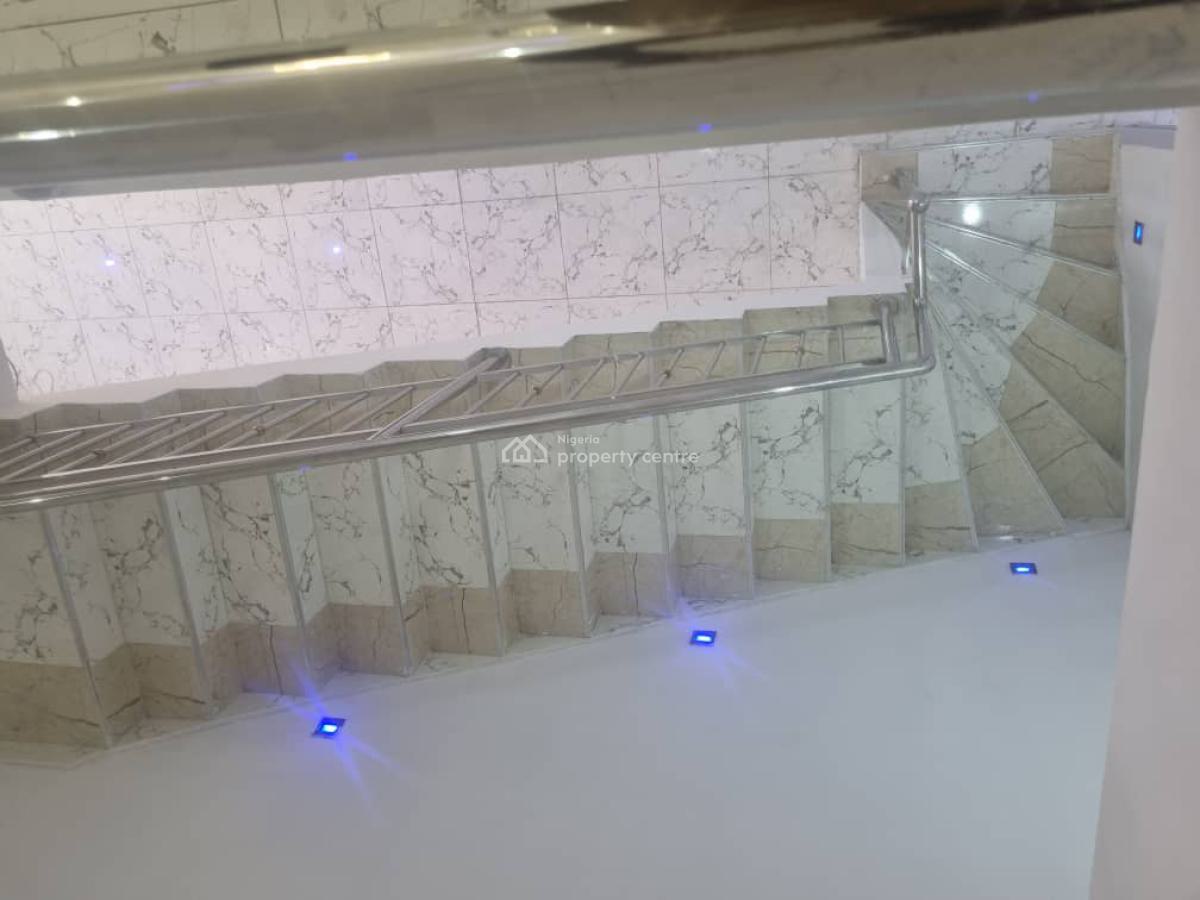 Spacious Magnificent Luxury Brand Newly  4 Bedroom  Semi  Detached  House, Oral Estate Chevron, Lekki, Lagos, Semi-detached Duplex for Sale