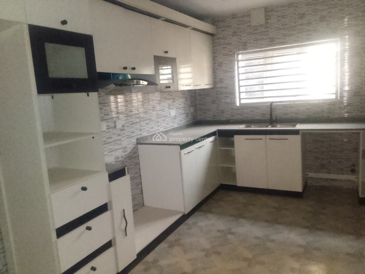 Spacious Four Bedroom Semi Detached Duplex with Bq, Tarred Estate, Katampe (main), Katampe, Abuja, Semi-detached Duplex for Rent