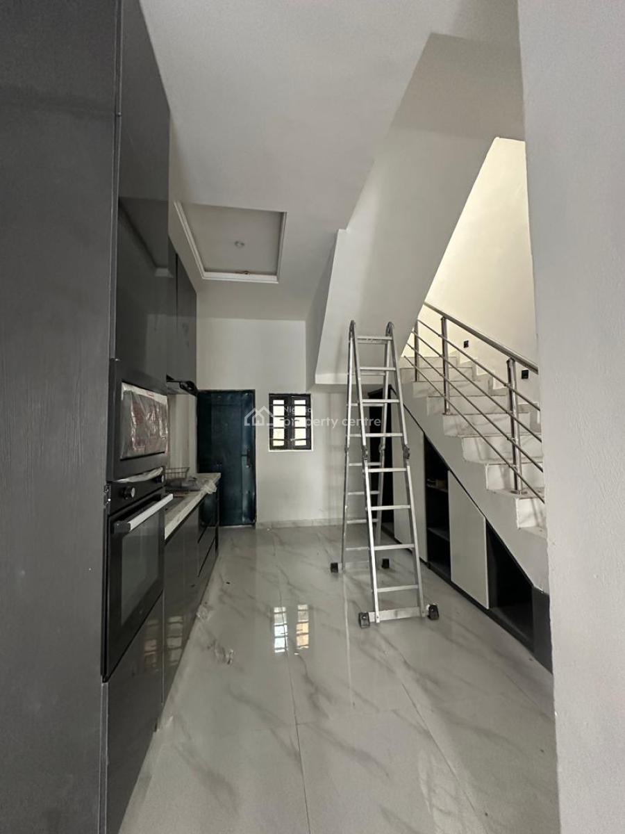 2 Bedroom Terrace Duplex on 2 Floors, Off Freedom Way, Lekki Phase 1, Lekki, Lagos, House for Rent