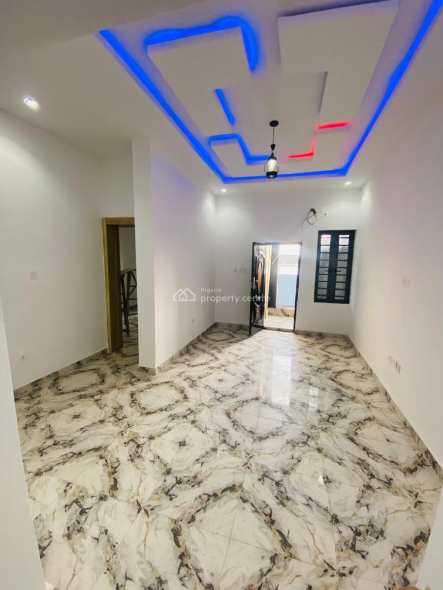 Spacious Well Built 2 Bedroom Apartment All Rooms En-suite, Hopeville Estate, Sangotedo, Ajah, Lagos, Flat / Apartment for Rent