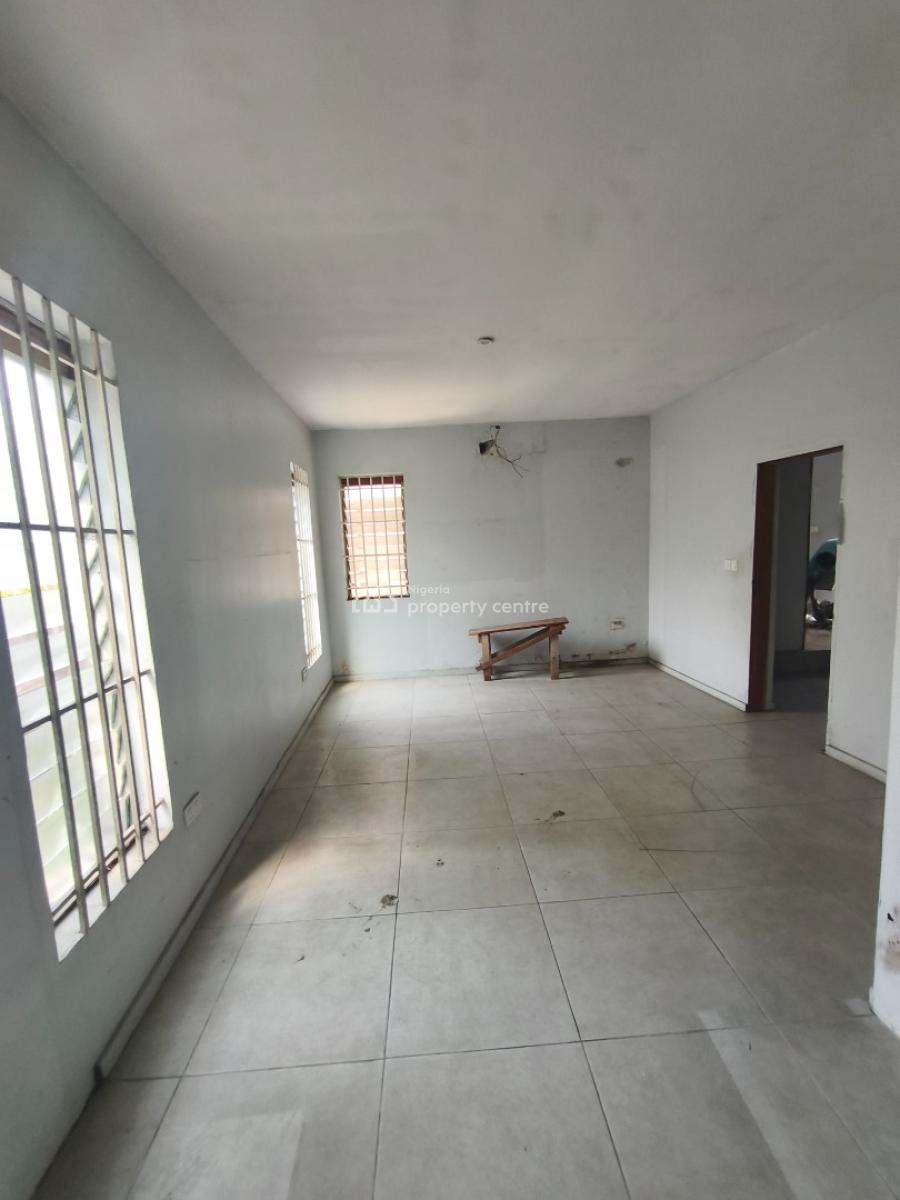 10 Rooms Office Building with 2 Units 3 Bedroom Bungalows, Off Bourdillon Road, Old Ikoyi, Ikoyi, Lagos, Detached Duplex for Rent