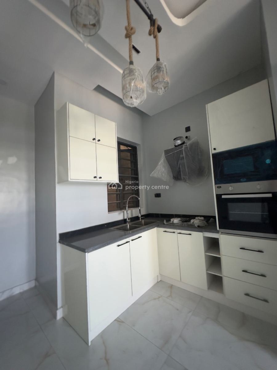 Brand New and Serviced 2 Bedroom Apartment, Off Freedom Way, Lekki Phase 1, Lekki, Lagos, Flat / Apartment for Rent