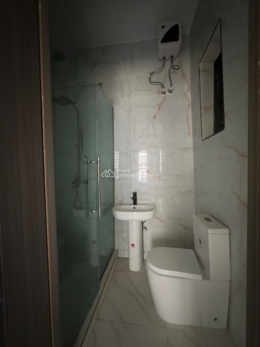 Brand New and Serviced 2 Bedroom Apartment, Off Freedom Way, Lekki Phase 1, Lekki, Lagos, Flat / Apartment for Rent