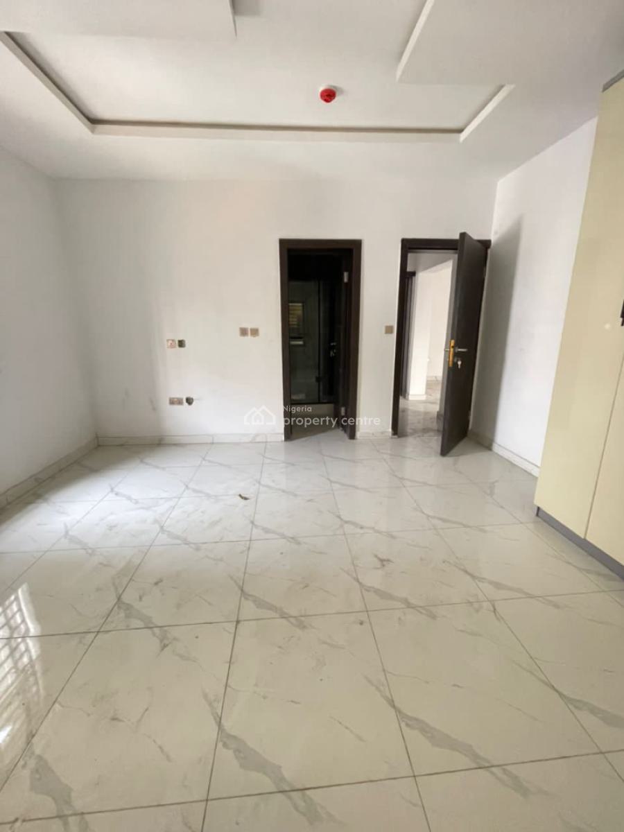 2 Bedroom Apartment with Pool and Bq, Lekki, Lagos, Flat / Apartment for Sale