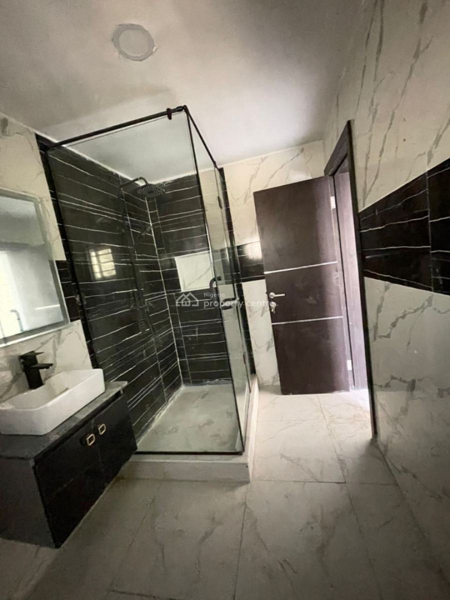 2 Bedroom Apartment with Pool and Bq, Lekki, Lagos, Flat / Apartment for Sale