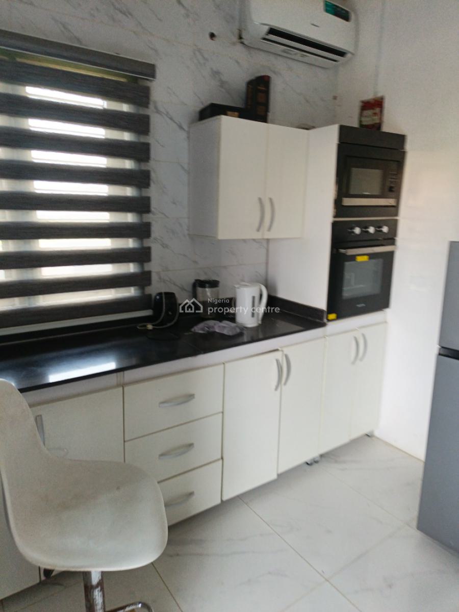 Luxury Mini Flat, Off Alpha Beach Road, Lekki, Lagos, Mini Flat (room and Parlour) for Rent