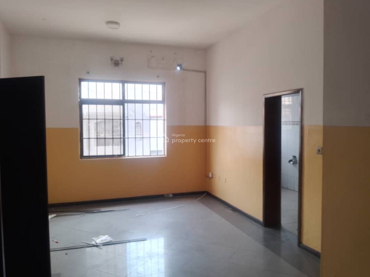 7 Bedroom House with 2 Room Bq, Off Oba Ladejobi, Ikeja Gra, Ikeja, Lagos, Detached Duplex for Rent