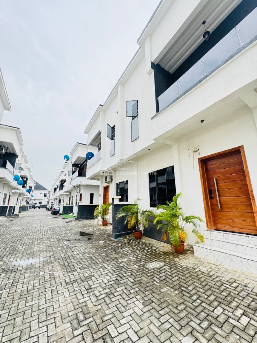 Spacious 4 Bedroom Semi Detached Duplex Duplex with Bq, Vgc, Lekki, Lagos, Detached Duplex for Sale