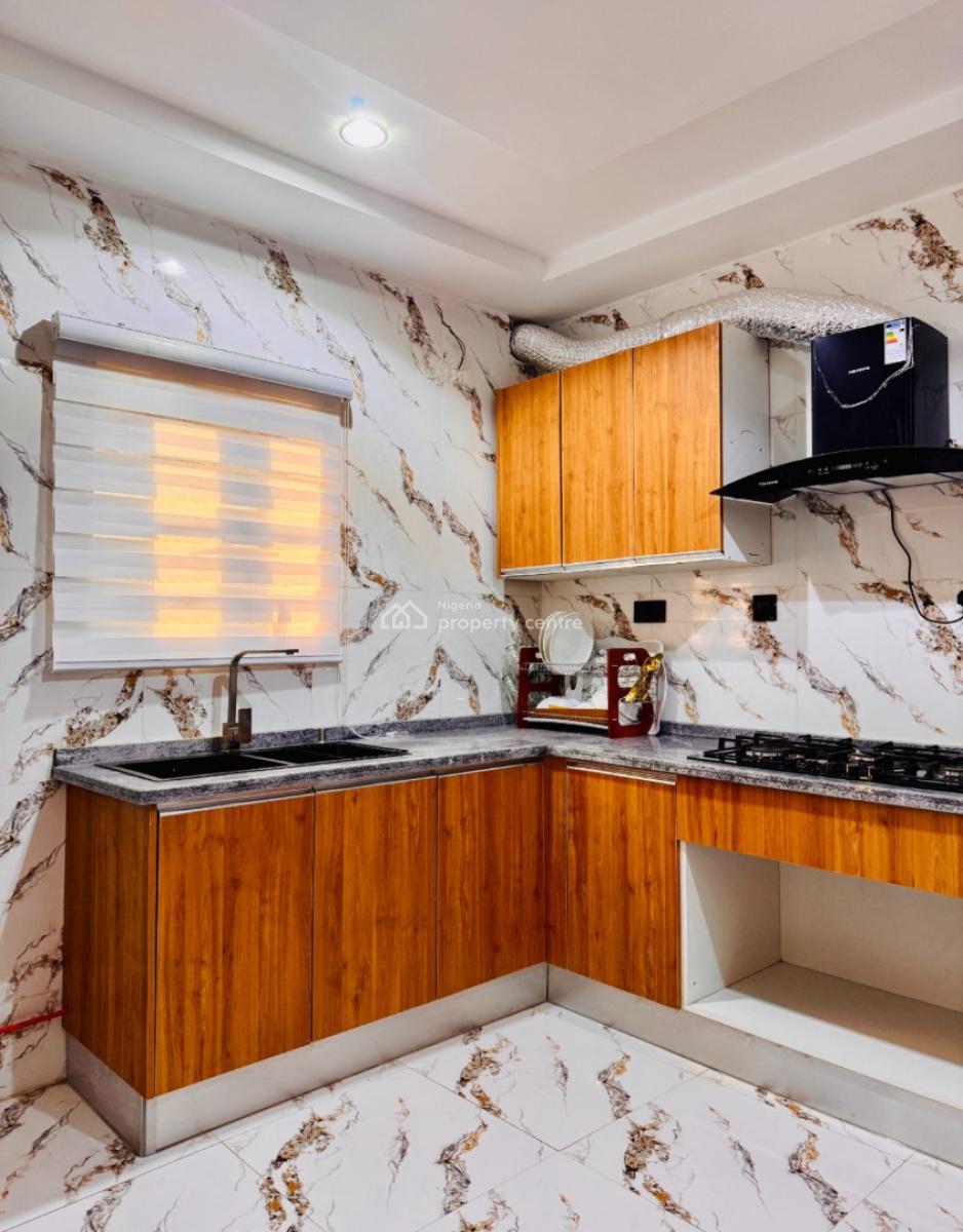 2 Bedroom Apartment, Kubwa, Abuja, Flat / Apartment Short Let