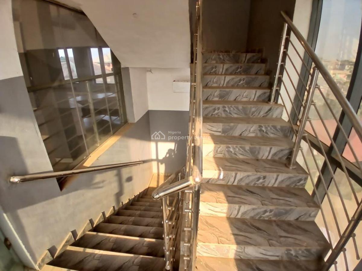 3 Floor Commercial Building, Oki Junction, Along Olodo–iwo Road, Ibadan, Oyo, Commercial Property for Sale