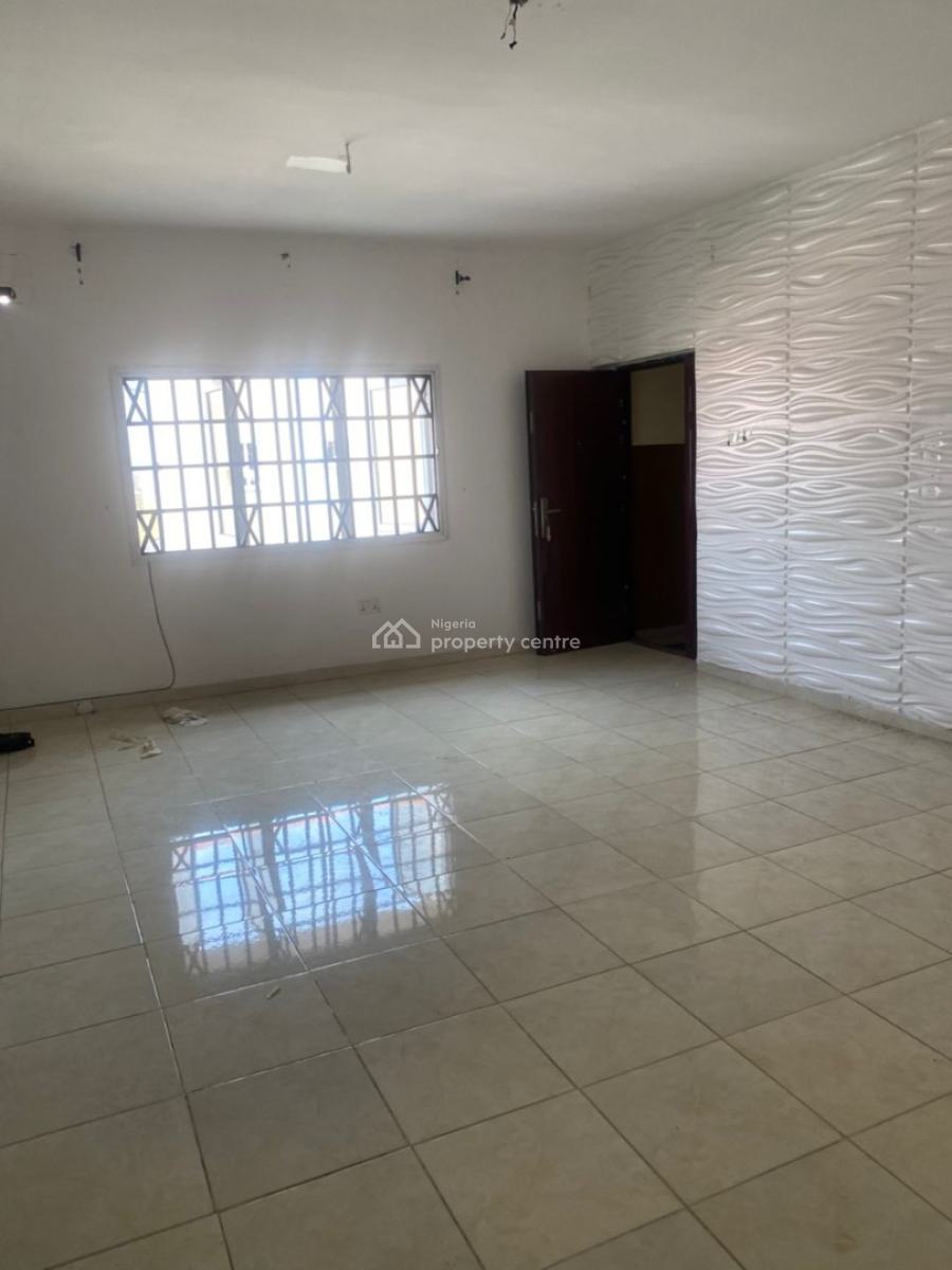 2 Bedroom Flat (2nd Floor), Unilag Estate, Gra Phase 1, Magodo, Lagos, Flat / Apartment for Rent