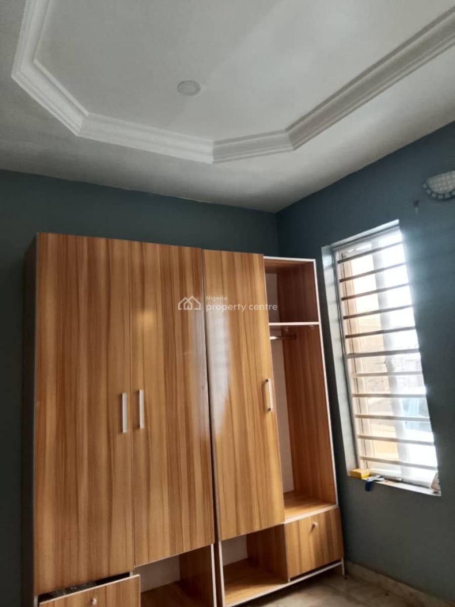 Lovely 2 Bedroom Flat Apartment, Magodo Phase 1, Gra Phase 1, Magodo, Lagos, Flat / Apartment for Rent