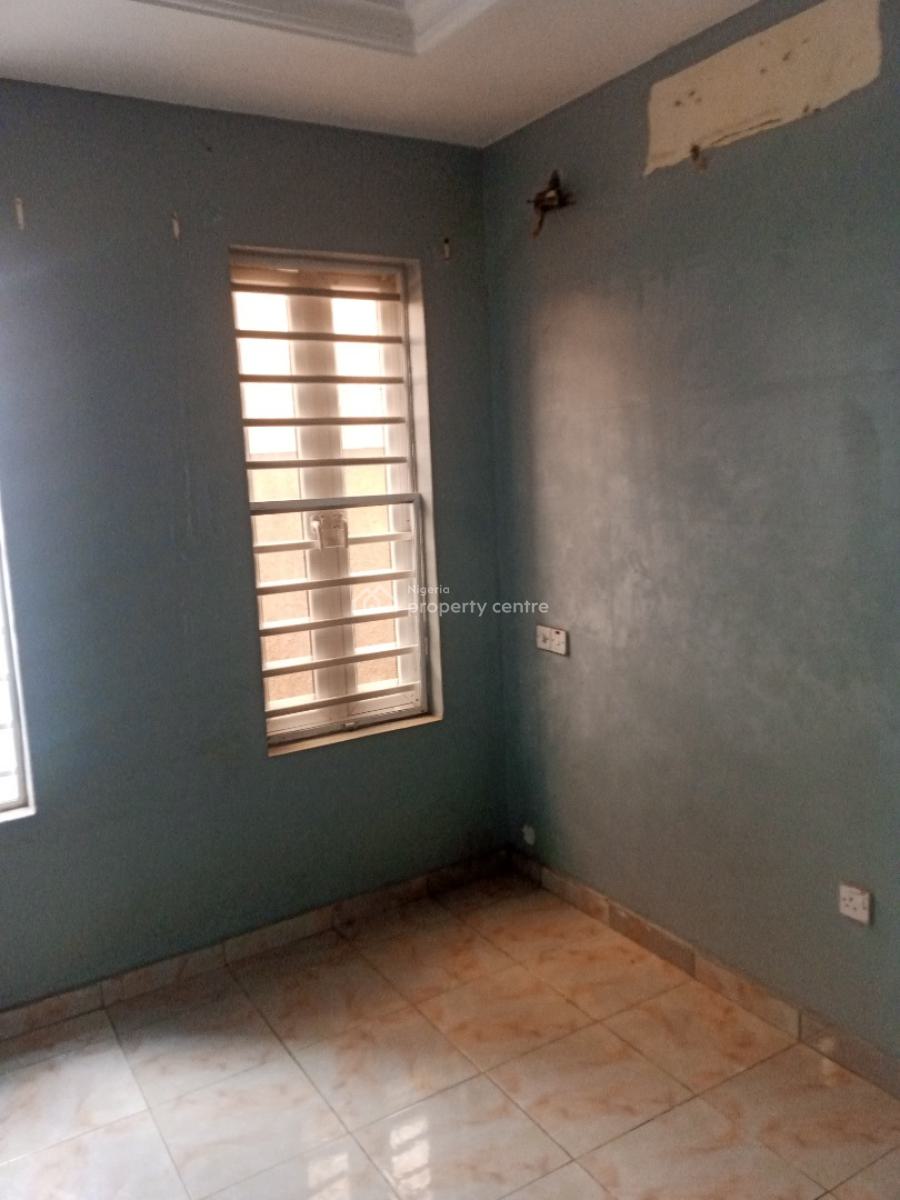 Lovely 2 Bedroom Flat Apartment, Magodo Phase 1, Gra Phase 1, Magodo, Lagos, Flat / Apartment for Rent