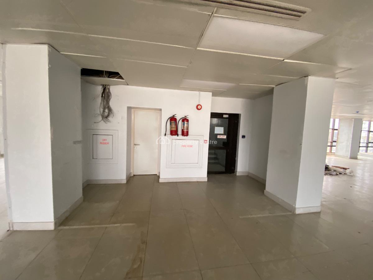 Fully Service 350 Sqm Open Plan Office Space, Bank Anthony Way, Ikeja, Lagos, Office Space for Rent