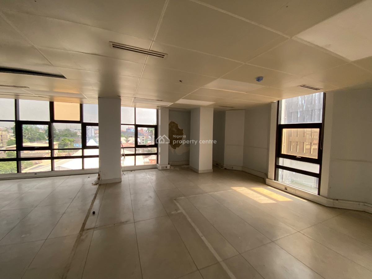 Fully Service 350 Sqm Open Plan Office Space, Bank Anthony Way, Ikeja, Lagos, Office Space for Rent