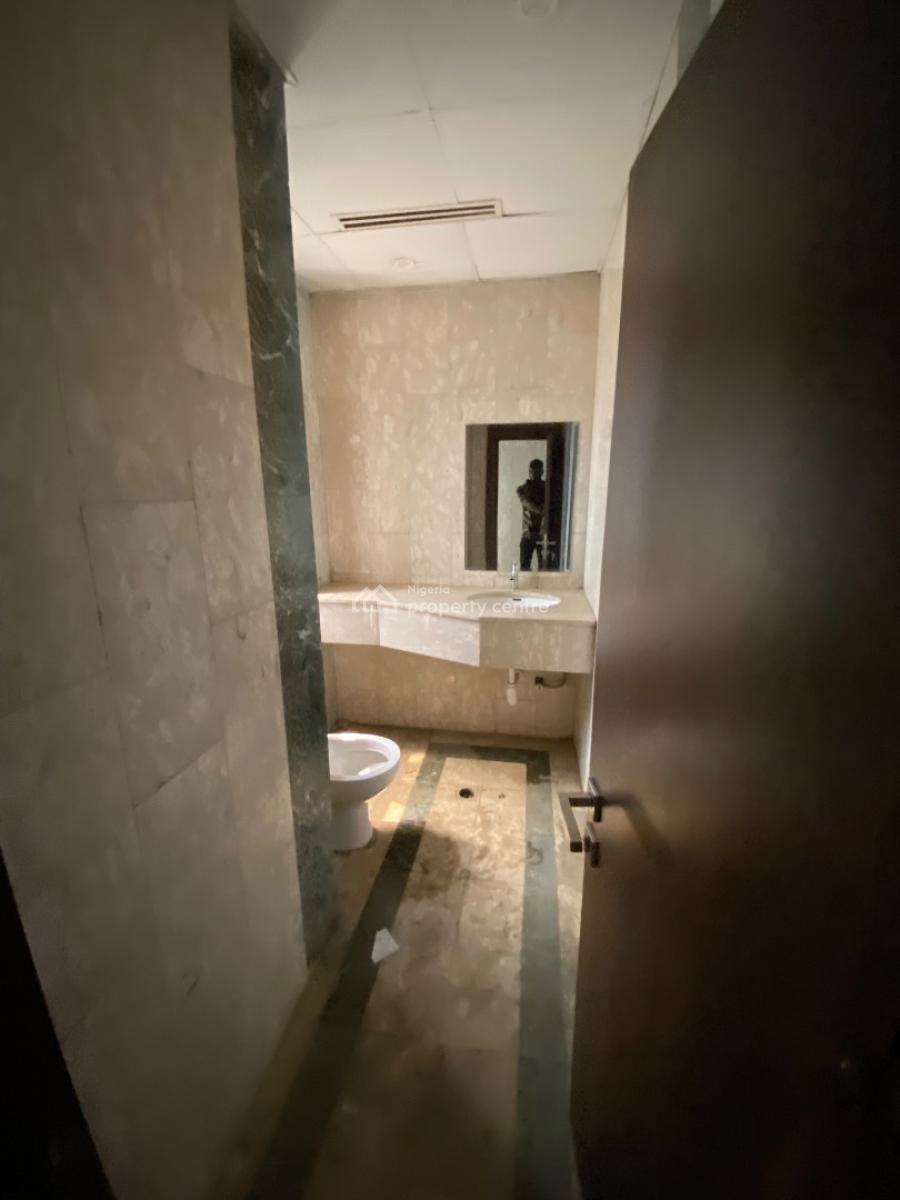 Fully Service 350 Sqm Open Plan Office Space, Bank Anthony Way, Ikeja, Lagos, Office Space for Rent