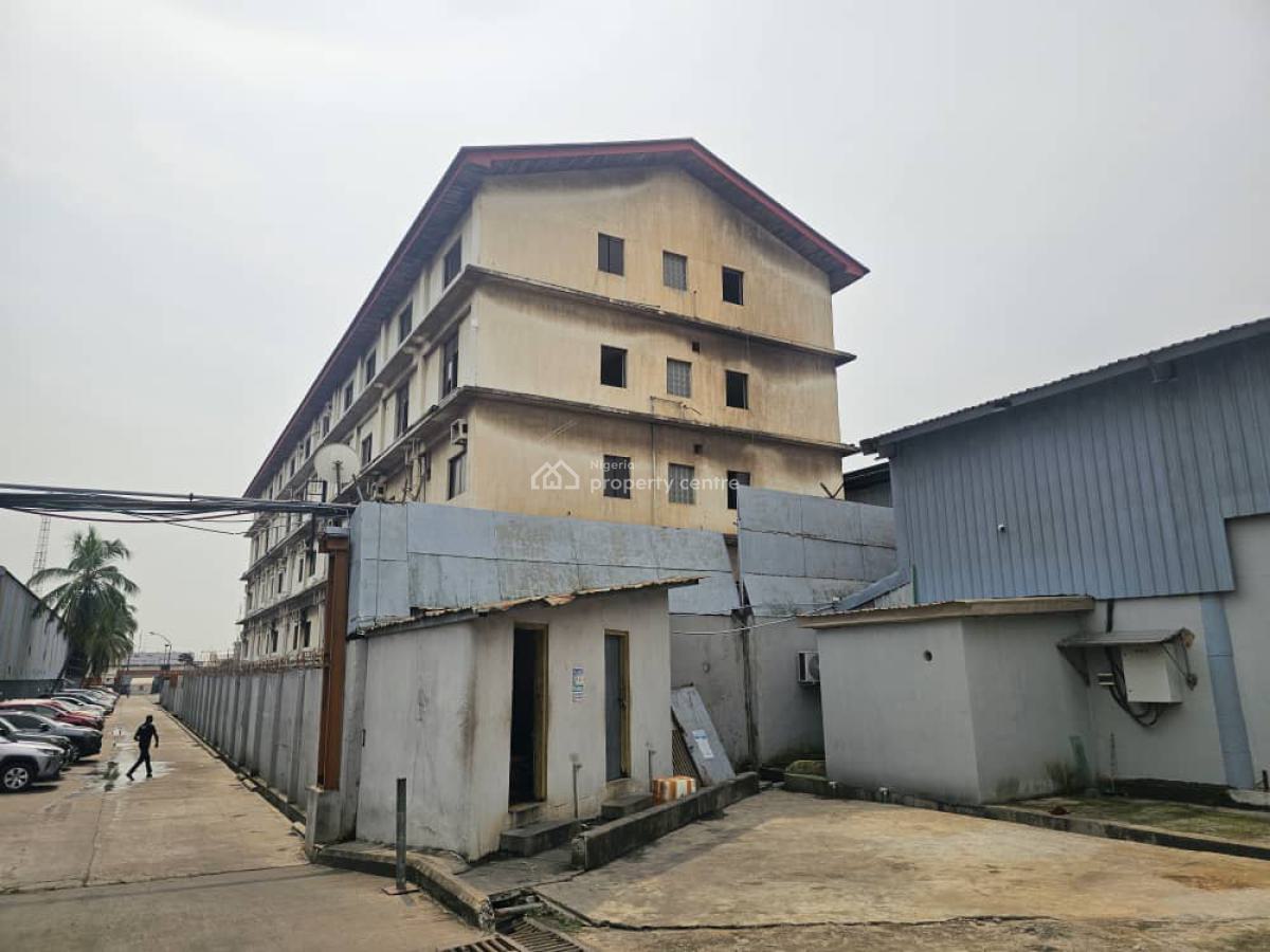 Well-located 3,000 Sqm Office Building, Ikeja, Lagos, Office Space for Rent