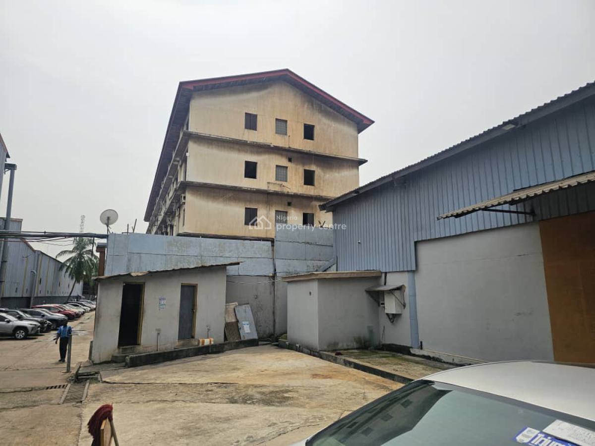 Well-located 3,000 Sqm Office Building, Ikeja, Lagos, Office Space for Rent