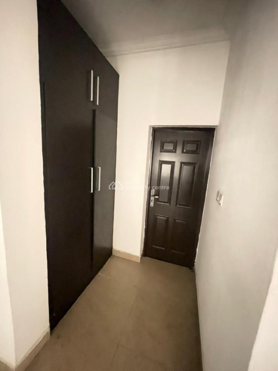 Spacious One Bedroom Apartment in a Sweet and Nice Neighborhood, Main Utako, Utako, Abuja, Mini Flat (room and Parlour) for Rent
