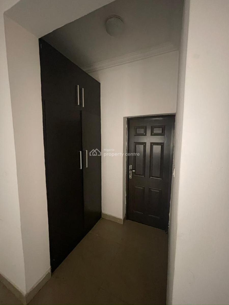 Spacious One Bedroom Apartment in a Sweet and Nice Neighborhood, Main Utako, Utako, Abuja, Mini Flat (room and Parlour) for Rent